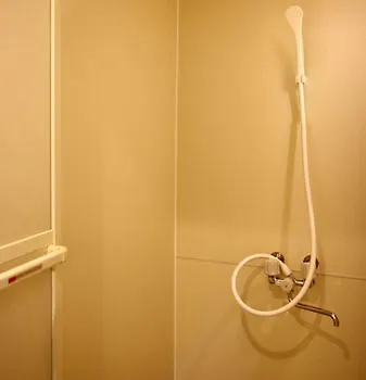Osaka Well Hostel 2*,  Giappone